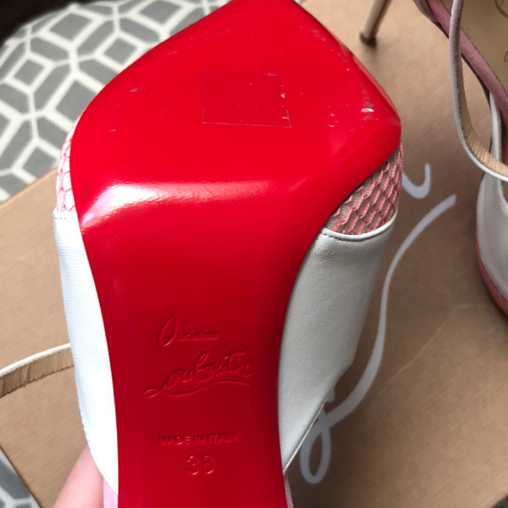CHRISTIAN LOUBOUTIN SIZE 8 - NEVER WORN - Picture 7 of 8